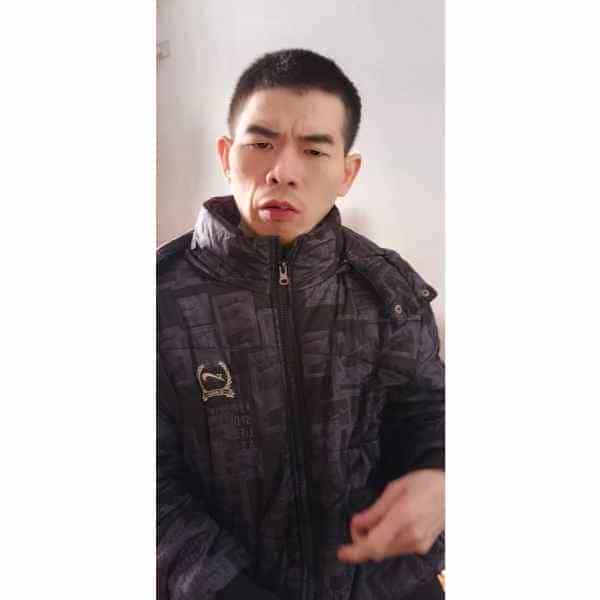 33岁岁四川单身帅哥 - 汕头吉缘网