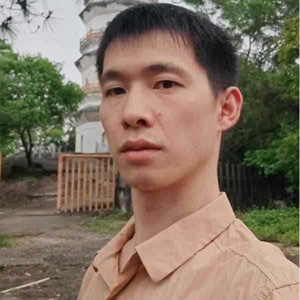 33岁岁四川单身帅哥 - 汕头吉缘网
