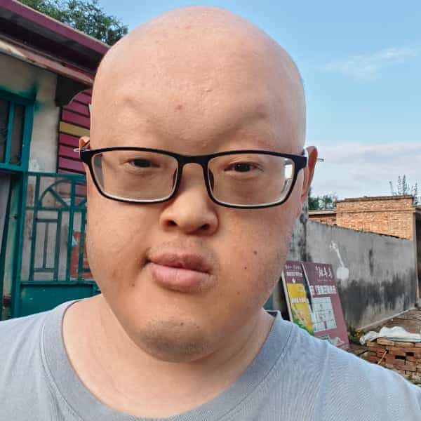 28岁岁山东单身帅哥 - 汕头吉缘网