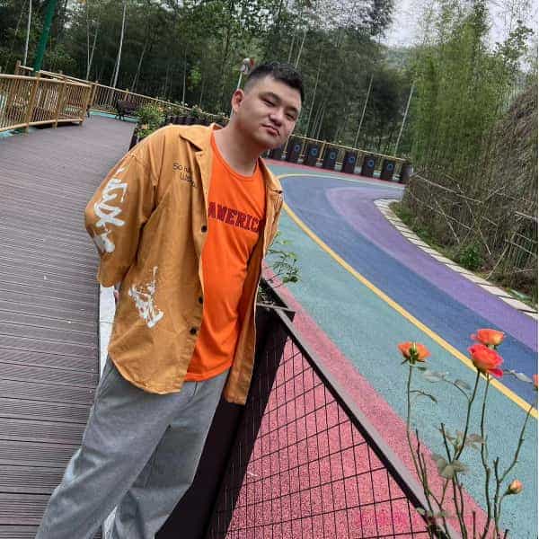 28岁岁湖南单身帅哥 - 汕头吉缘网